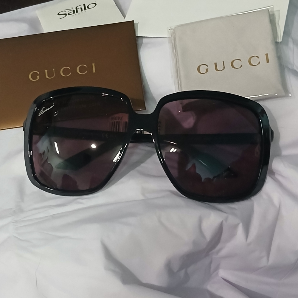 Gucci sunglasses
